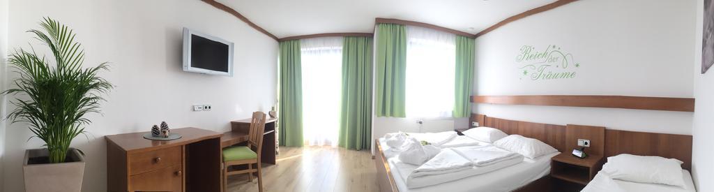 Mathiasl Panorama Ferienwohnungen Bodensdorf Room photo