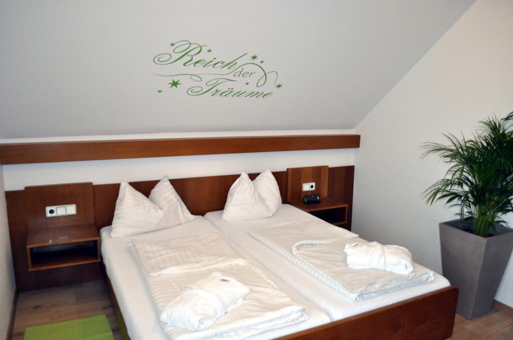 Mathiasl Panorama Ferienwohnungen Bodensdorf Room photo