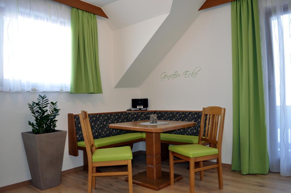 Mathiasl Panorama Ferienwohnungen Bodensdorf Room photo